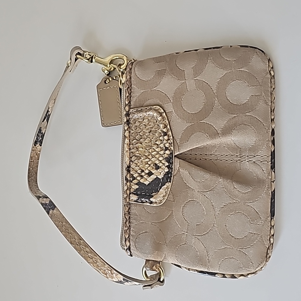 Coach Sm Wristlet Tan with SnakeSkin Leather Trim - ExcellentCondition